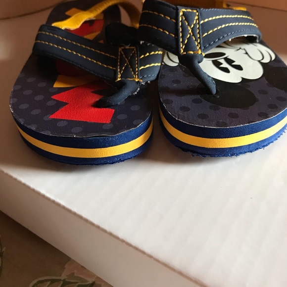 Mickey Sandals - Picture 6 of 7